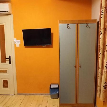 Къща Hotel Gabrovo Bagian luar foto