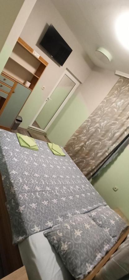 Къща Hotel Gabrovo Bagian luar foto